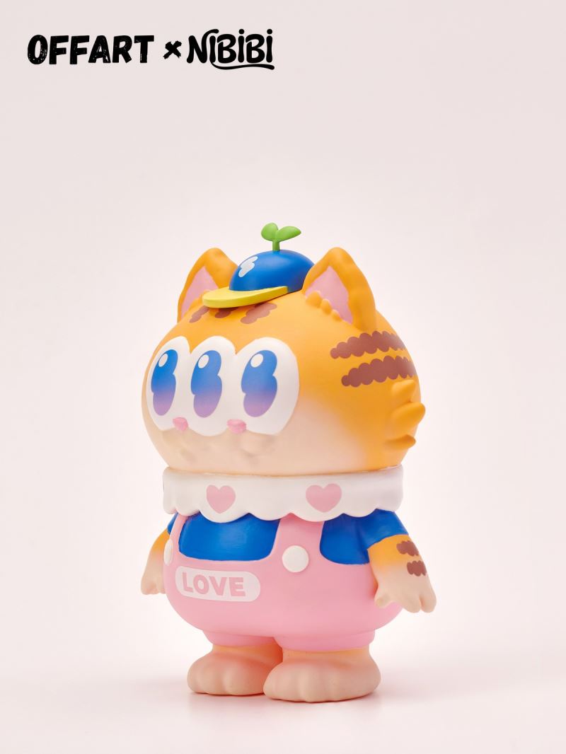 NIBBI Three-Eyed Cat Figurine