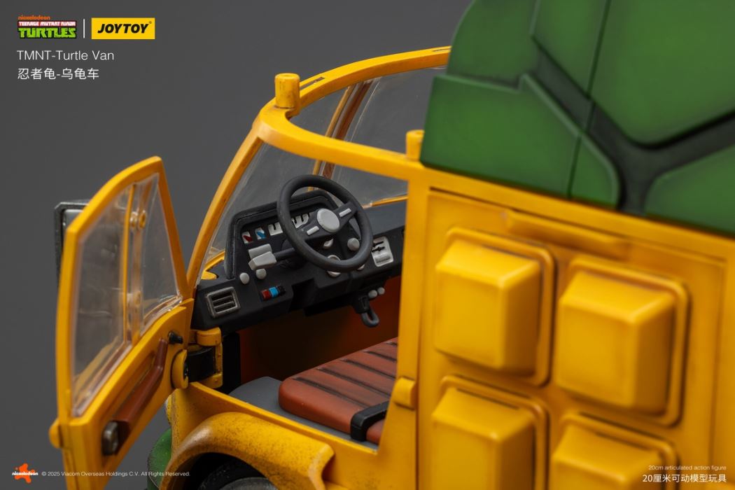 TMNT Ninja Turtles - Turtle Car & Ronnie the Nail 1/18