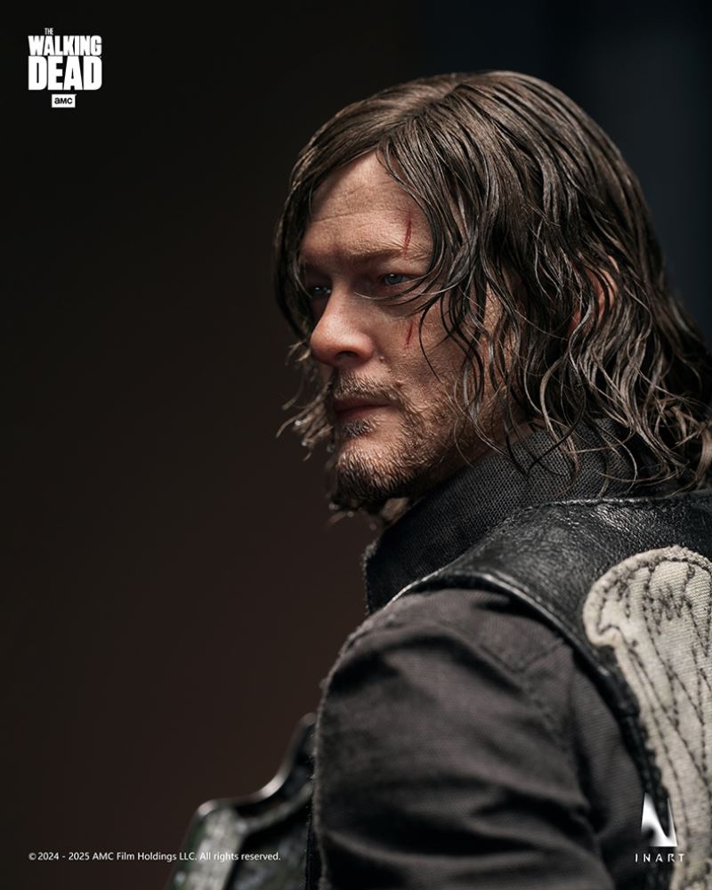 Daryl Dixon Action Figure from The Walking Dead 1/6
