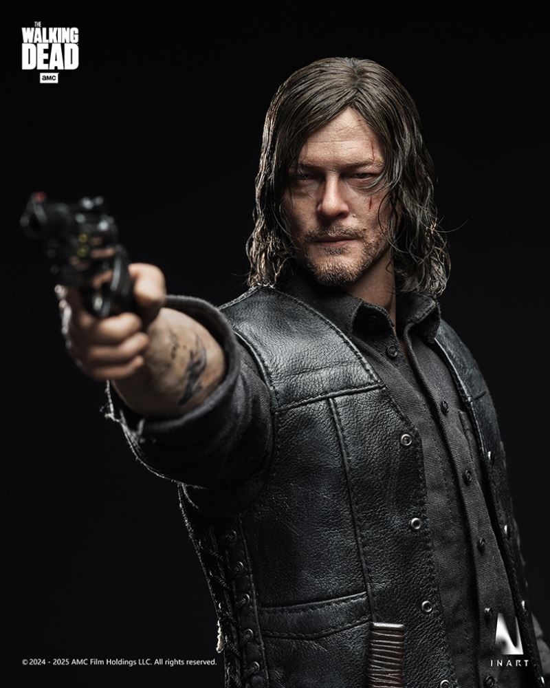 Daryl Dixon Action Figure from The Walking Dead 1/6