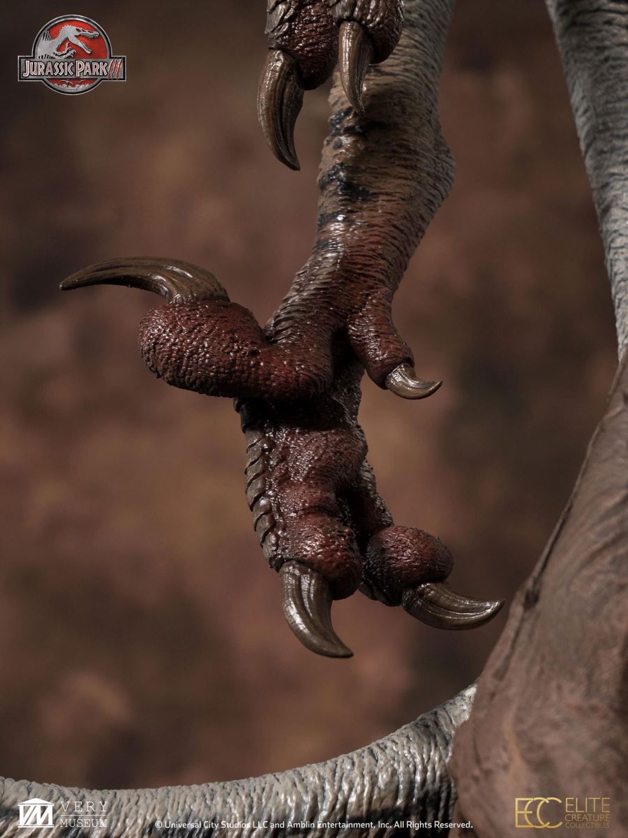 Female Velociraptor White Queen Maquette (JP3)