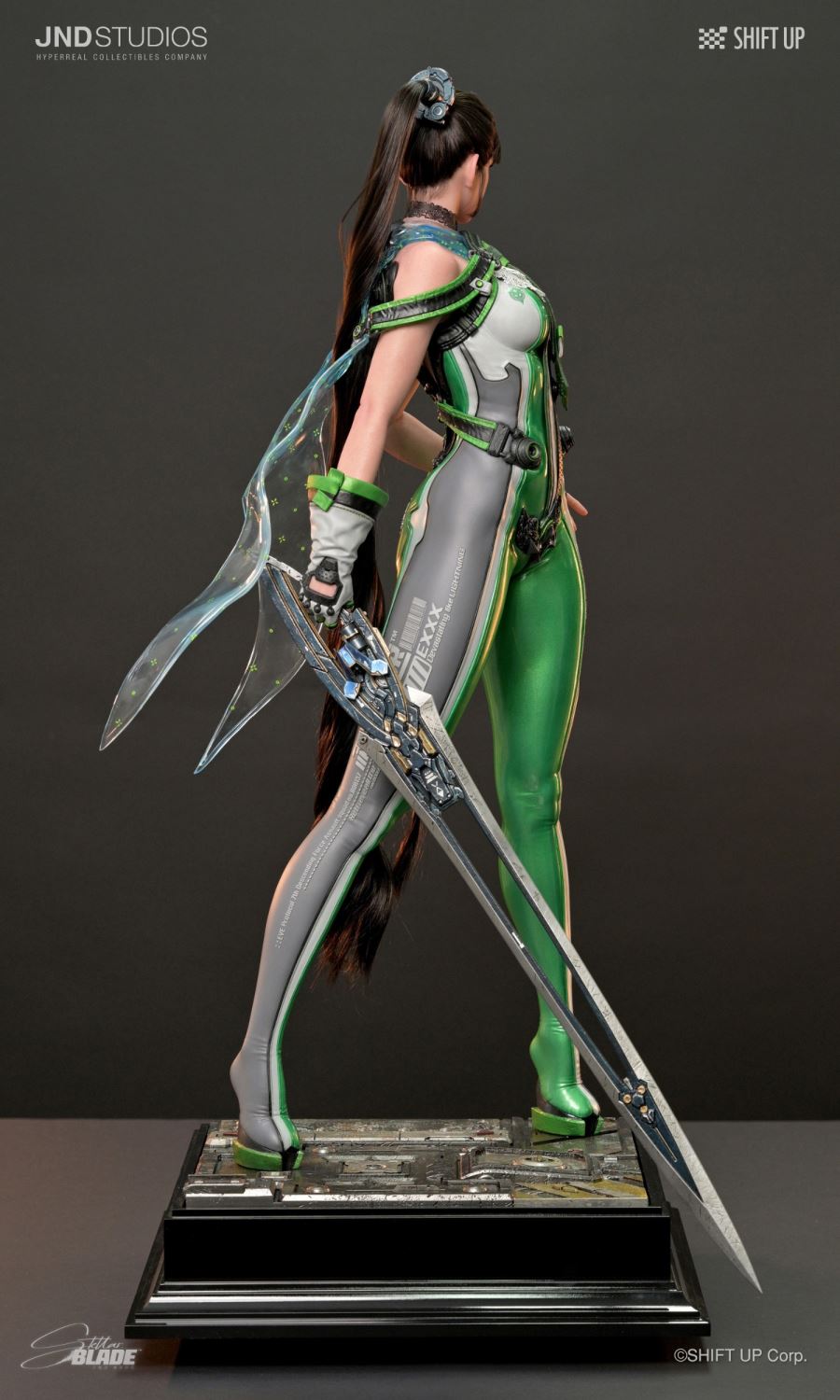 Eve & Tachy - Stellar Blade 1/3