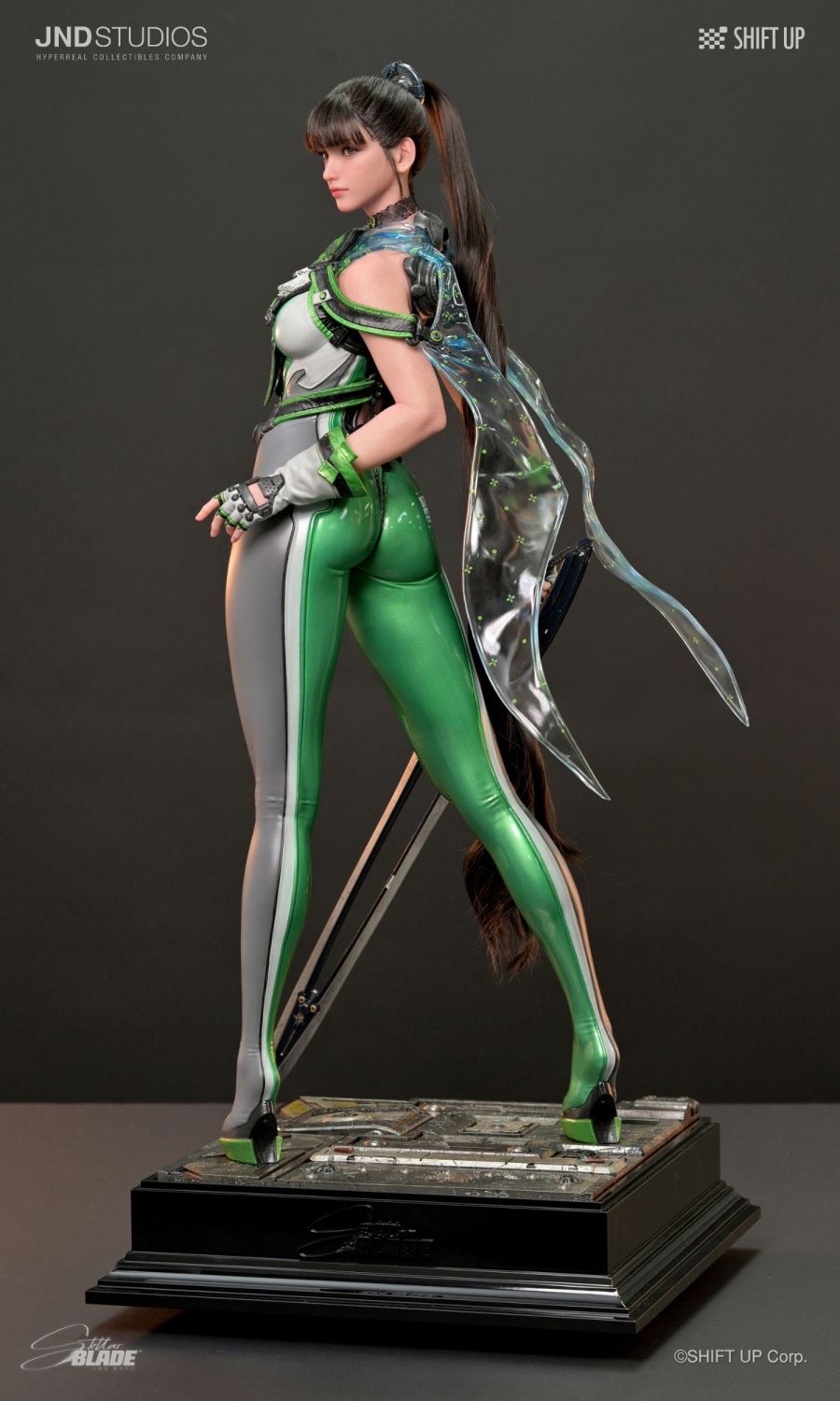 Eve & Tachy - Stellar Blade 1/3