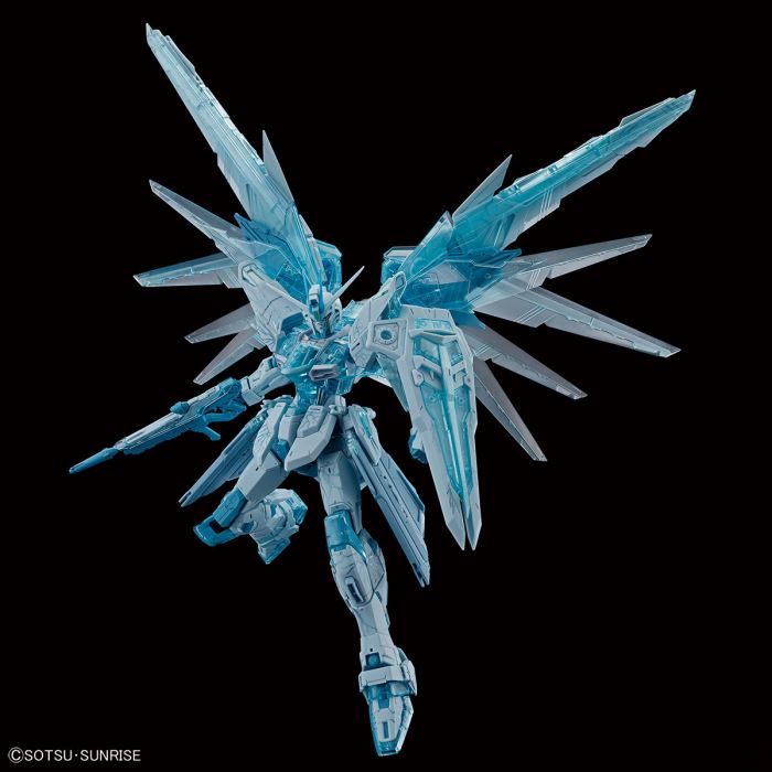 MG 1/100 Freedom Gundam Ver.2.0 [CROSS CONTRAST COLORS / CLEAR BLUE]