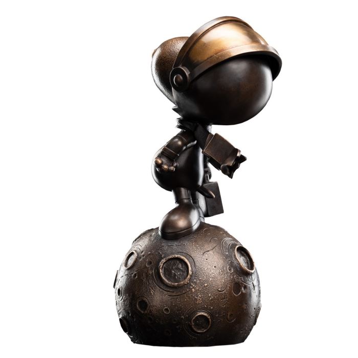 Snoopy on the Moon