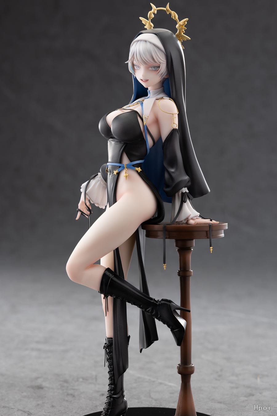 Anastasia 1/6