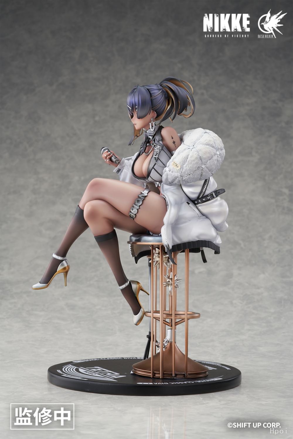 Victory: Nikki Noyce Classic Queen 1/6