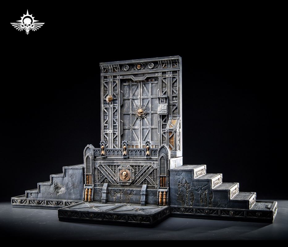 Steel Cast Warhammer Brother Mountain Base (Hive City Version)