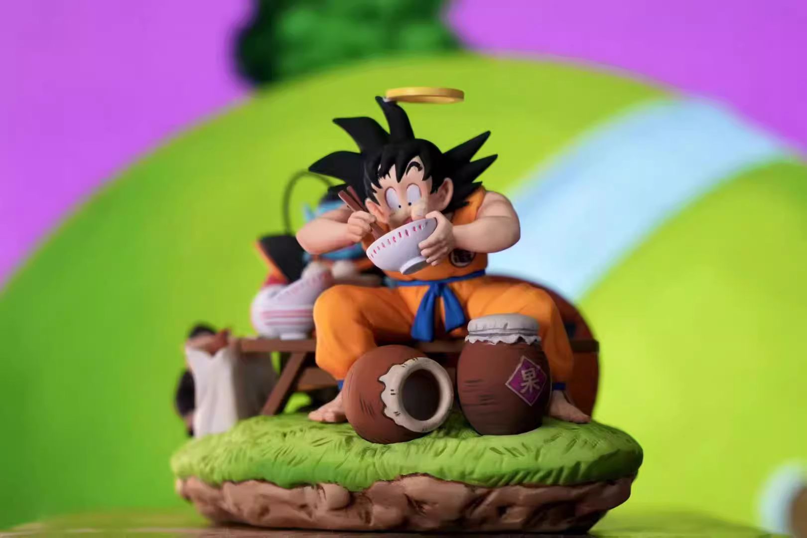 Eating King Kai and Son Goku - Dragon Ball