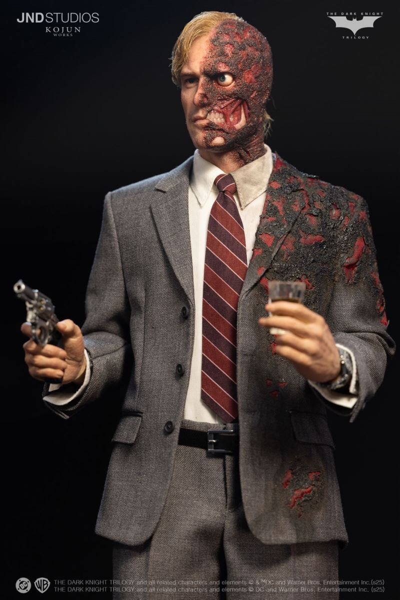Harvey Dent / Two-Face - Batman The Dark Knight