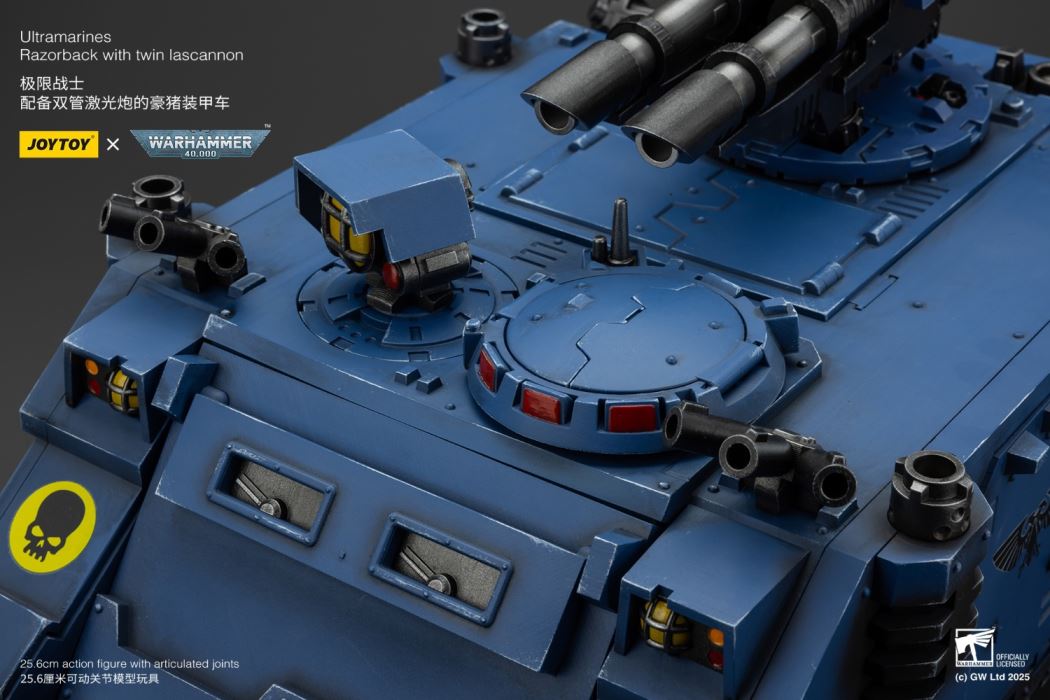 Model Collage Tool Kit & 1/18 Blood Angels Captain/Blood Priest/Ultramarines Porcupine Armored Vehicle