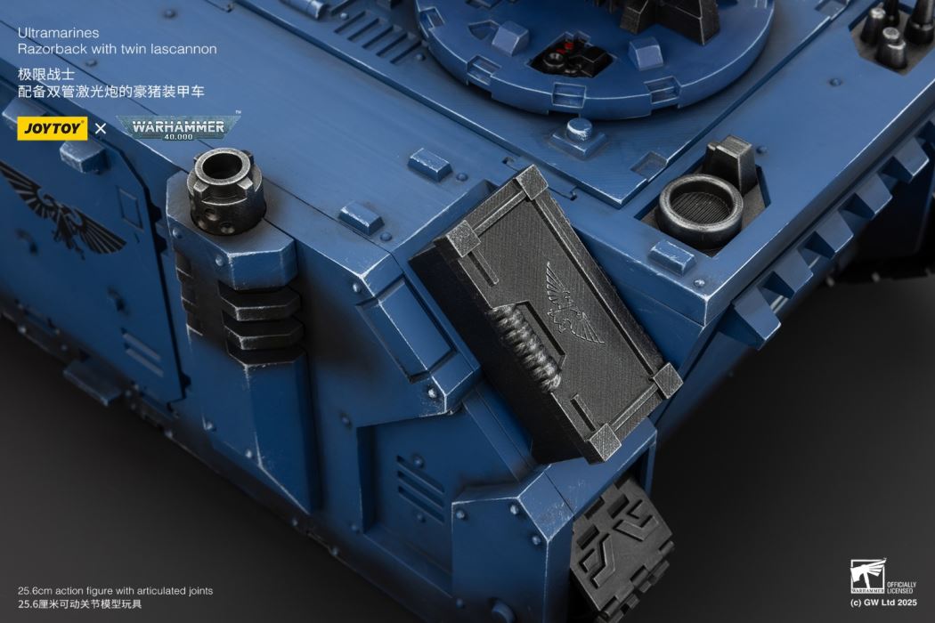 Model Collage Tool Kit & 1/18 Blood Angels Captain/Blood Priest/Ultramarines Porcupine Armored Vehicle