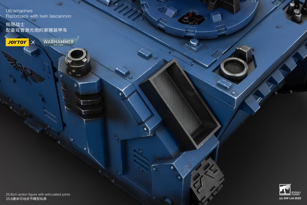 Model Collage Tool Kit & 1/18 Blood Angels Captain/Blood Priest/Ultramarines Porcupine Armored Vehicle