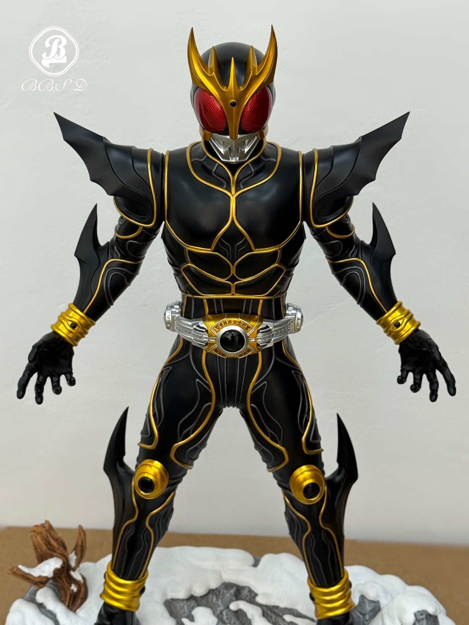Masked Rider Kuuga ultimate form 1/4