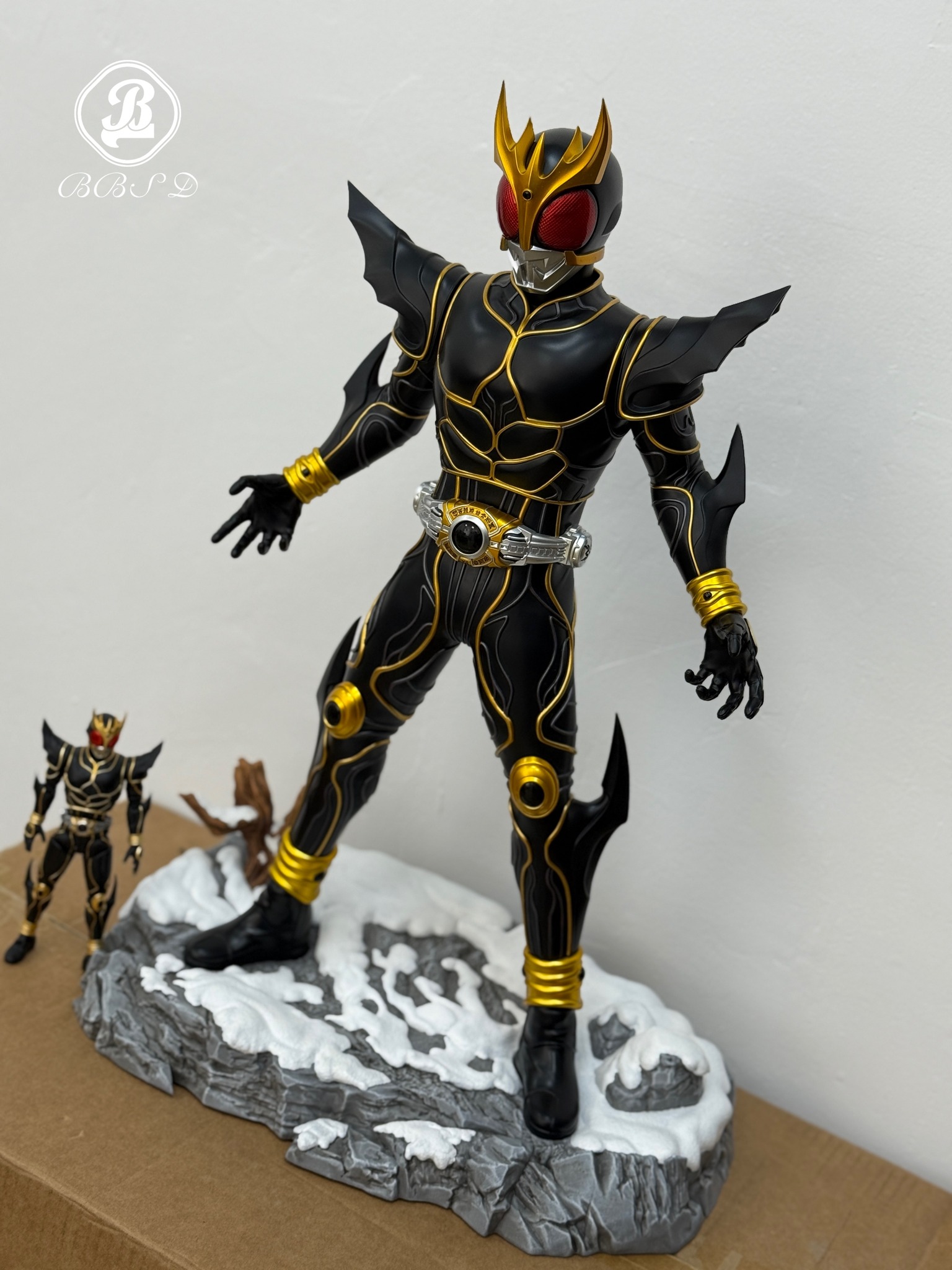 Masked Rider Kuuga ultimate form 1/4