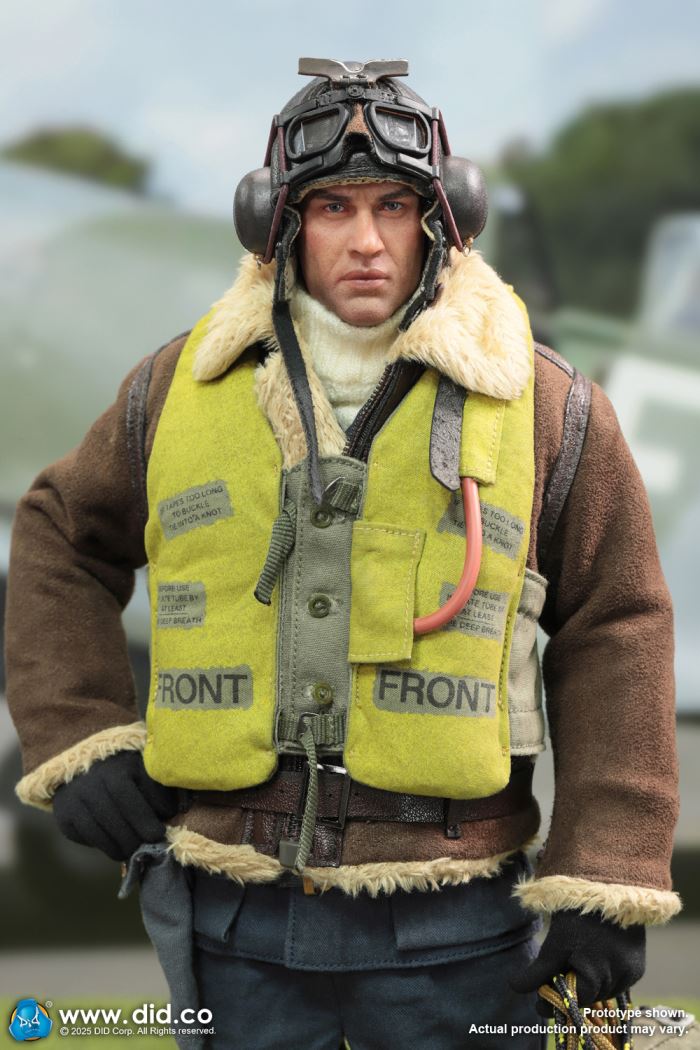 WWII British pilot Squadron Leader Tom 1/6