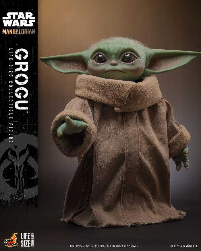 The Mandalorian 1/1 scale figure Grogu (with carrying bag)