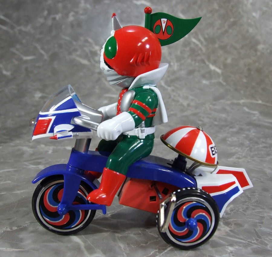 EX tricycle Kamen Rider V3 & Rider Man