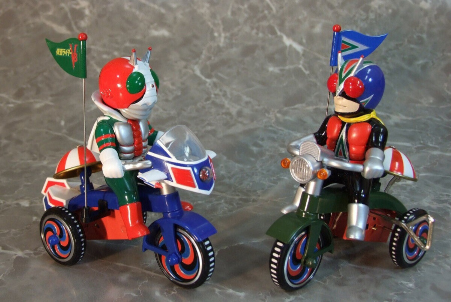 EX tricycle Kamen Rider V3 & Rider Man