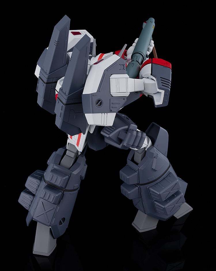PLAMAX PX18 1/72 VF-1J Armored Valkyrie