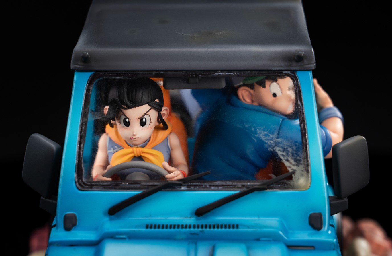 Chichi drive a car - Dragon Ball