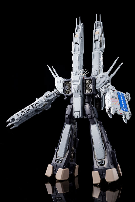 Macross: Do You Remember Love? 1/3000 Perfect Transformation SDF-1 MACROSS