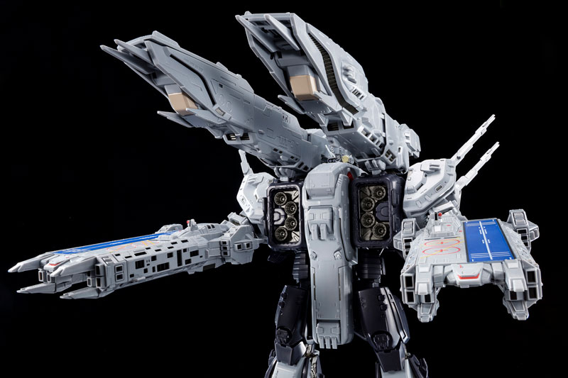 Macross: Do You Remember Love? 1/3000 Perfect Transformation SDF-1 MACROSS