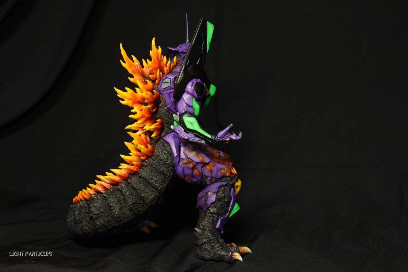 Godzilla-like Evangelion Unit-01's Crimson Lotus Mode