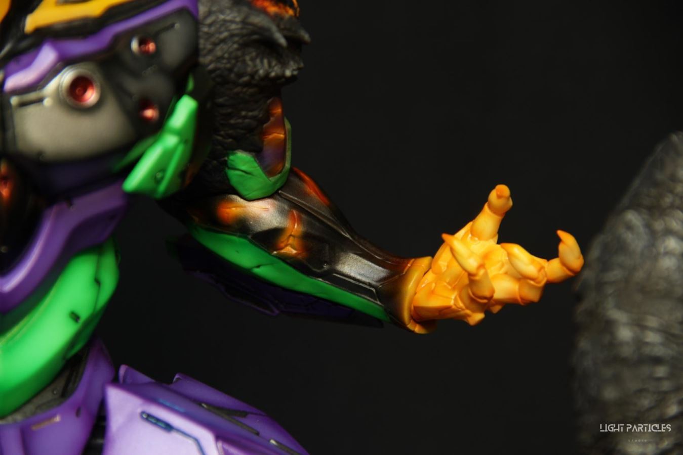 Godzilla-like Evangelion Unit-01's Crimson Lotus Mode