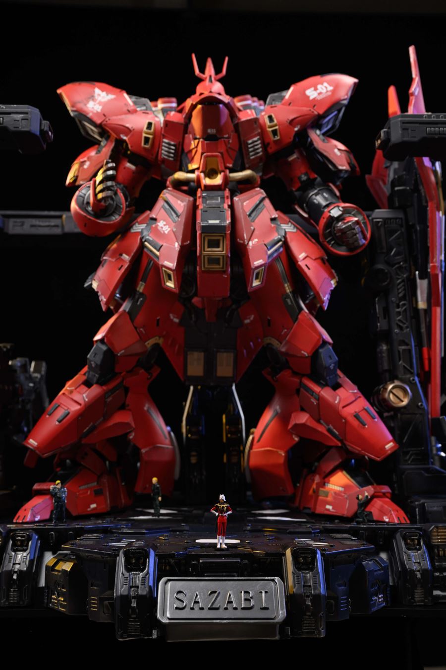 Sazabi-Gundam-JJSD Studio