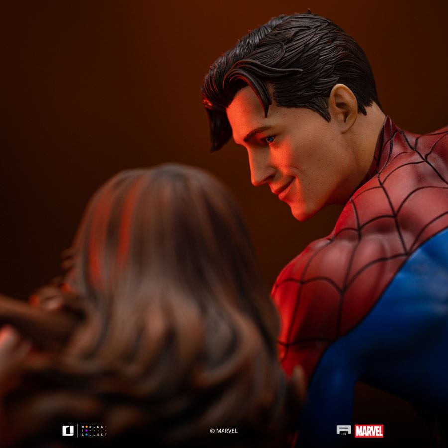 Spiderman & Mary Jane Diorama1/6
