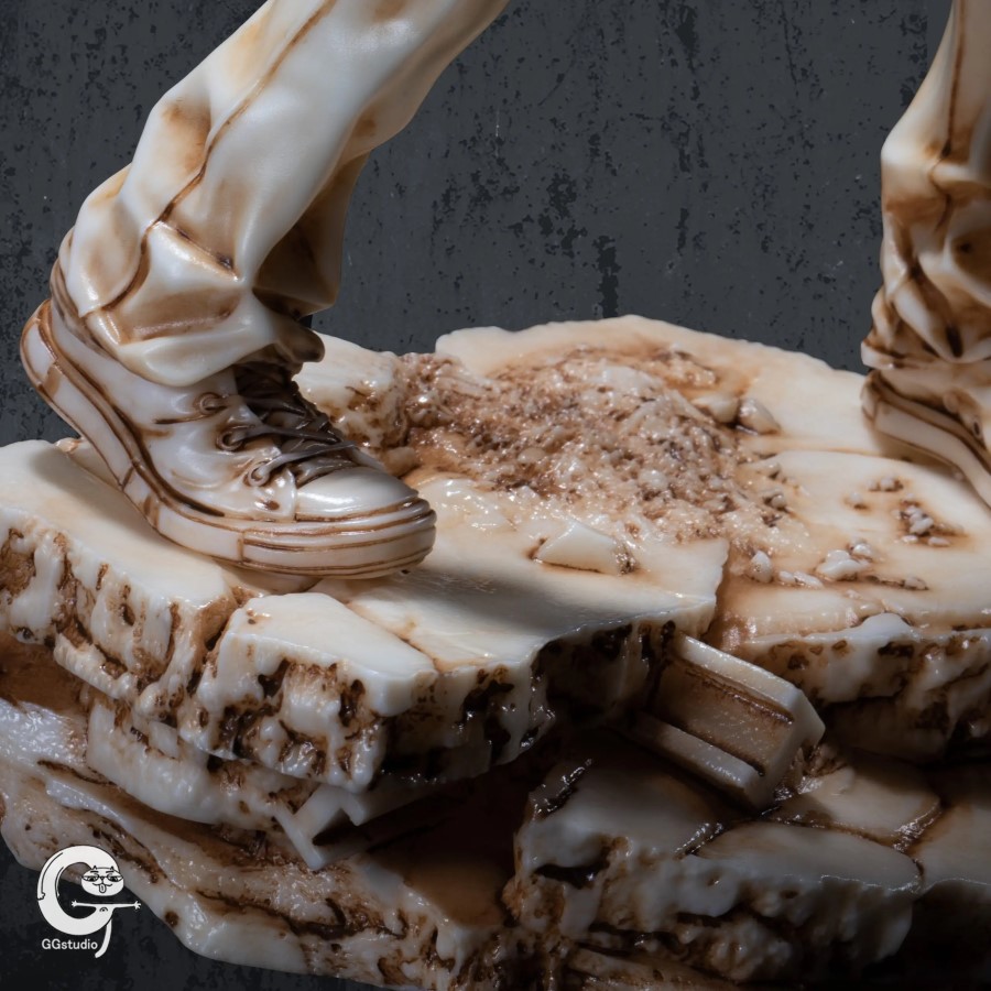 Sal Fisher Statue Sallyface