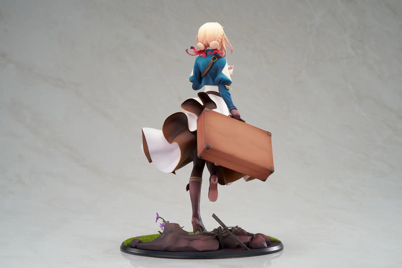 Violet Evergarden Auto Memory Doll Ver. 1/7