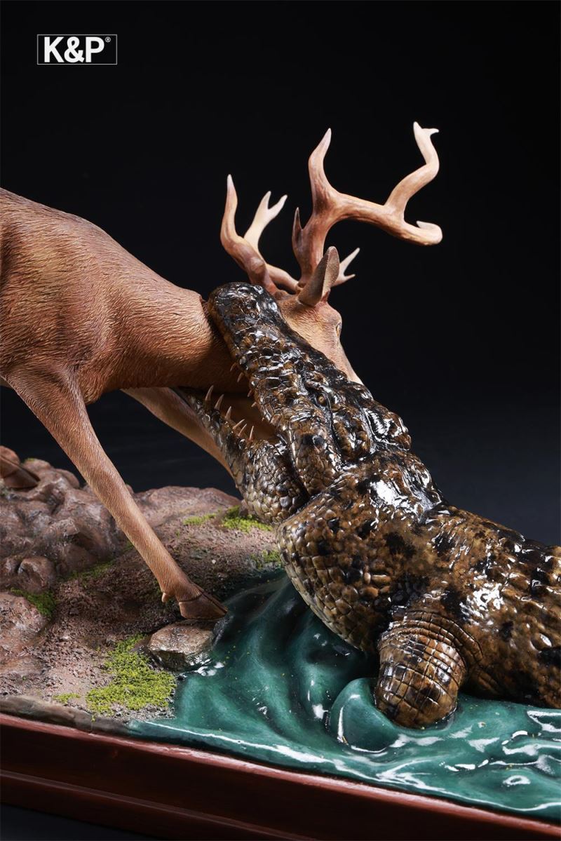 Deer & Crocodile Animal Trendy - the line between life and death