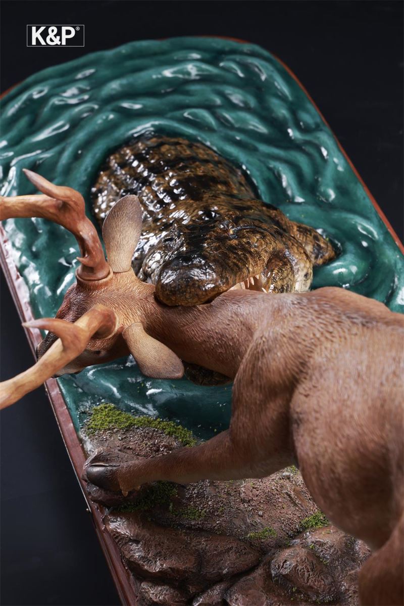 Deer & Crocodile Animal Trendy - the line between life and death