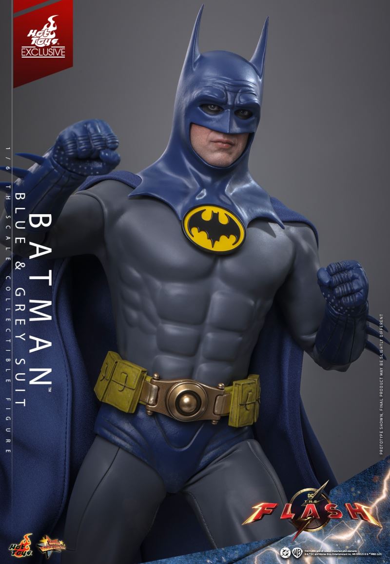 Batman (Blue-Grey Suit) 1/6