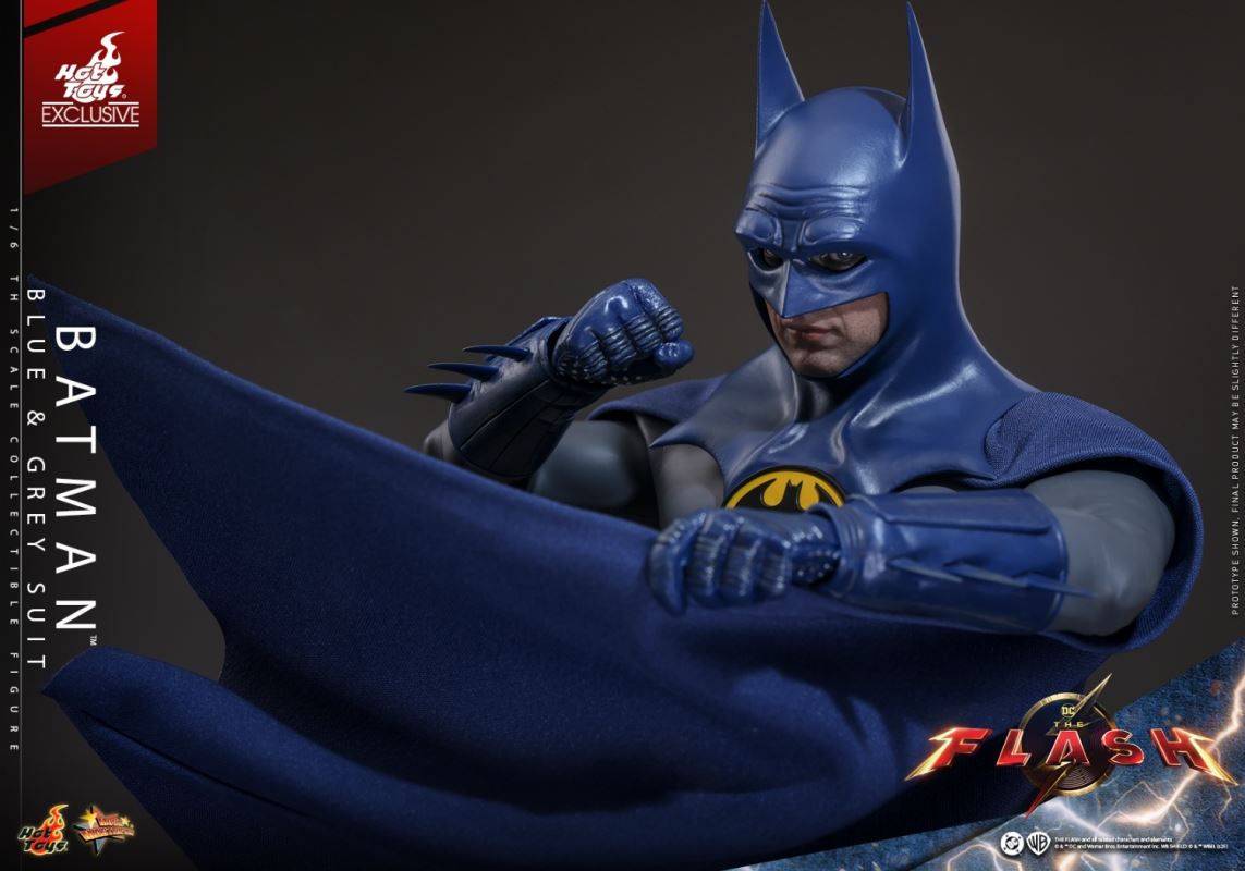 Batman (Blue-Grey Suit) 1/6