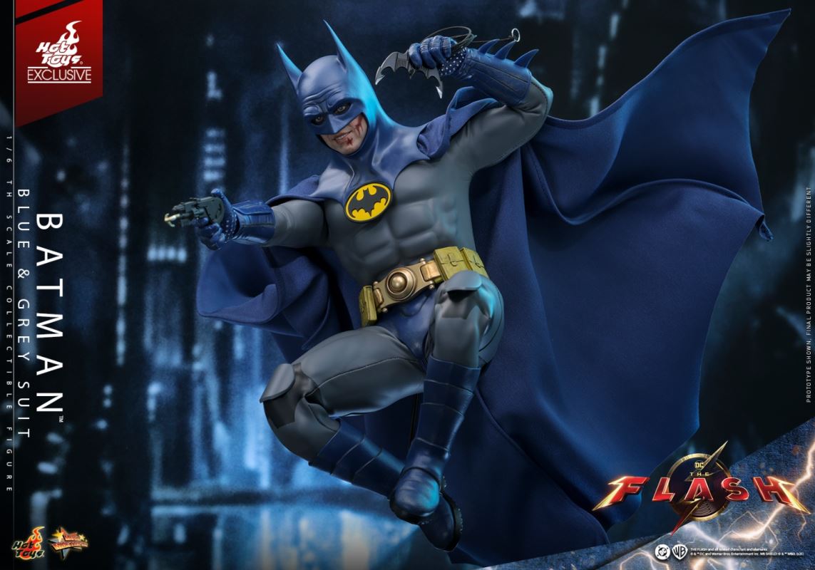 Batman (Blue-Grey Suit) 1/6