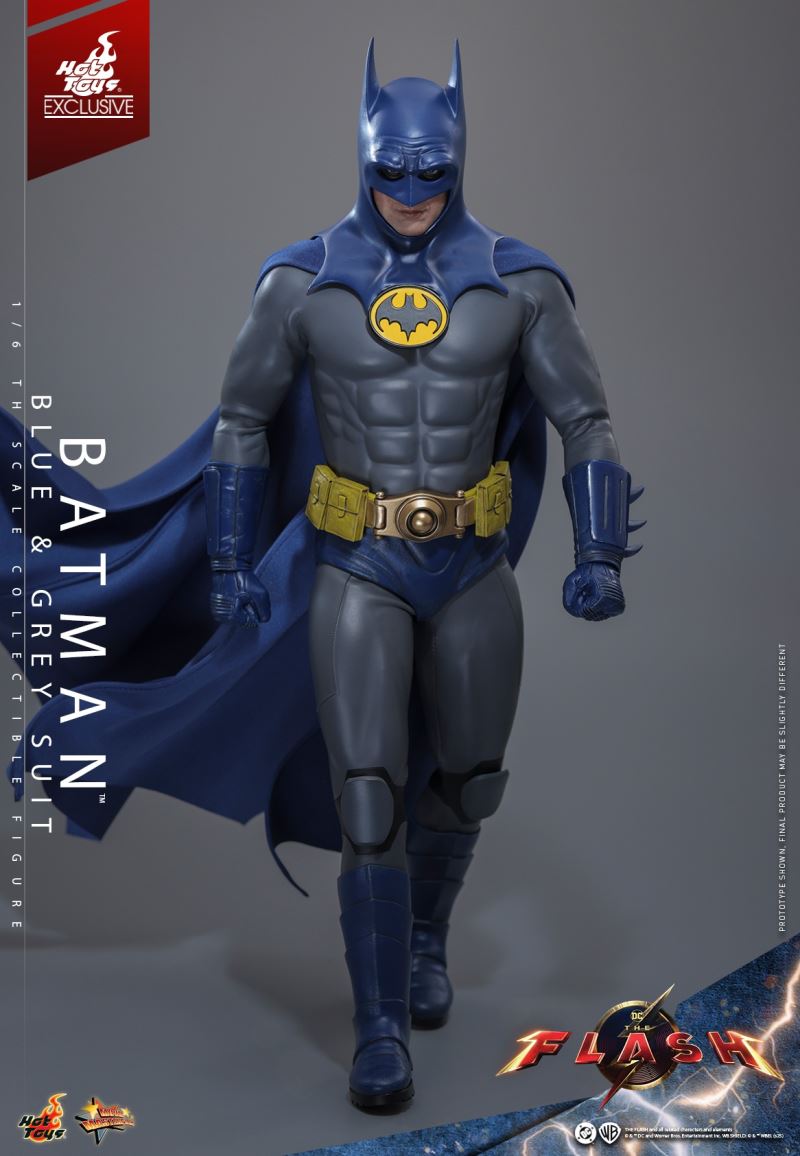 Batman (Blue-Grey Suit) 1/6