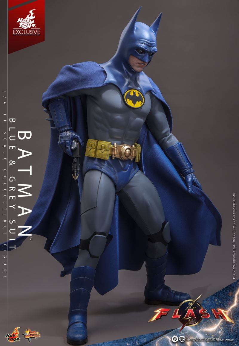 Batman (Blue-Grey Suit) 1/6