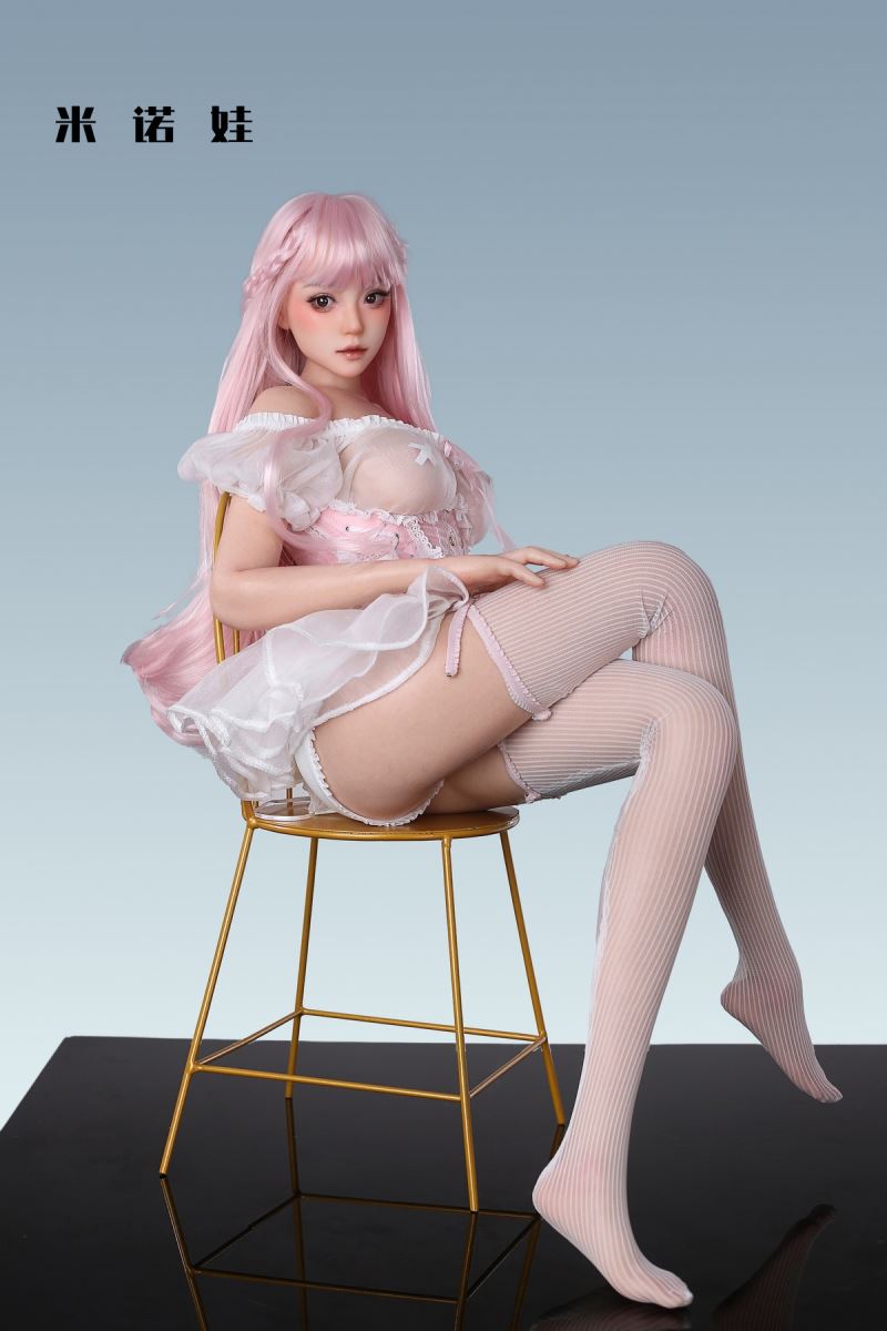 Minouva Fully Silicone Automatic Doll