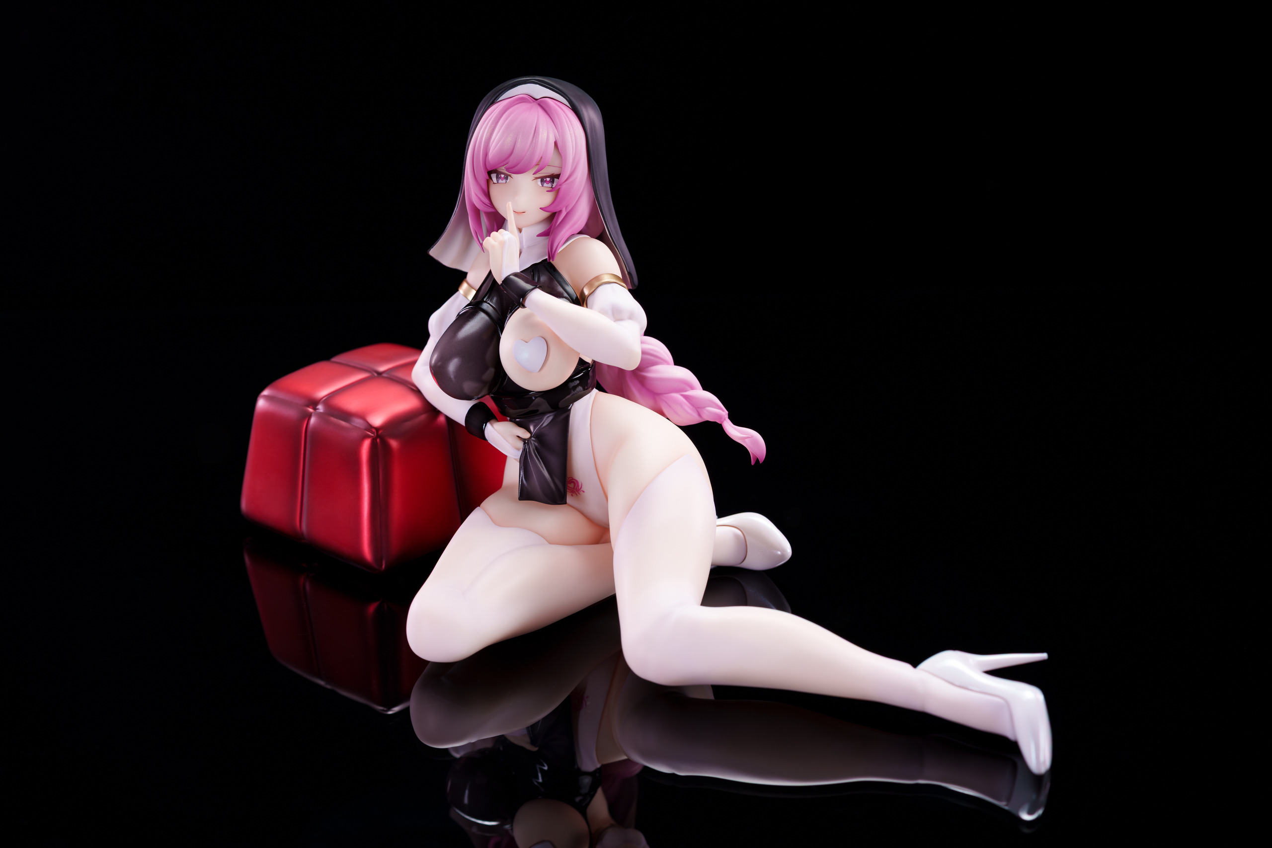 Molly Succubus possesses 1/6