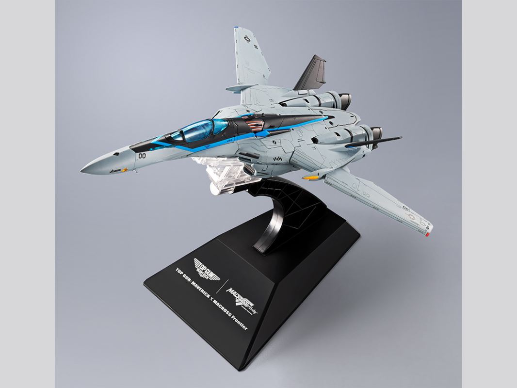 DX Chogokin VF-25 Messiah Valkyrie Top Gun Maverick Ver