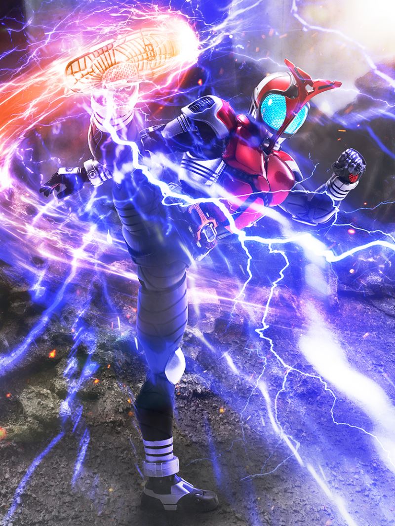 SHFiguarts (True Bone Carving Method) Kamen Rider Kabuto Rider Form 20th Anniversary Ver