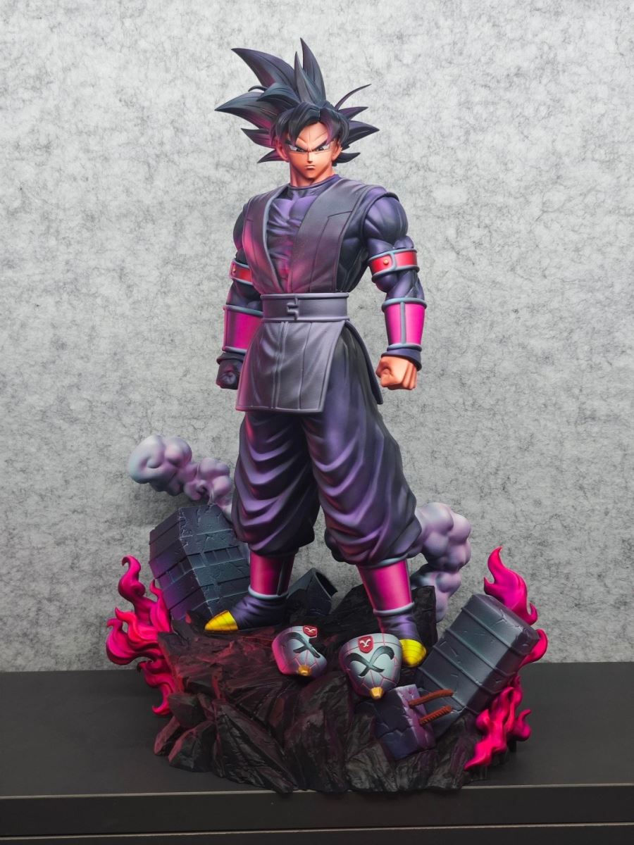Crimson-Masked Saiyan - Dragon Ball