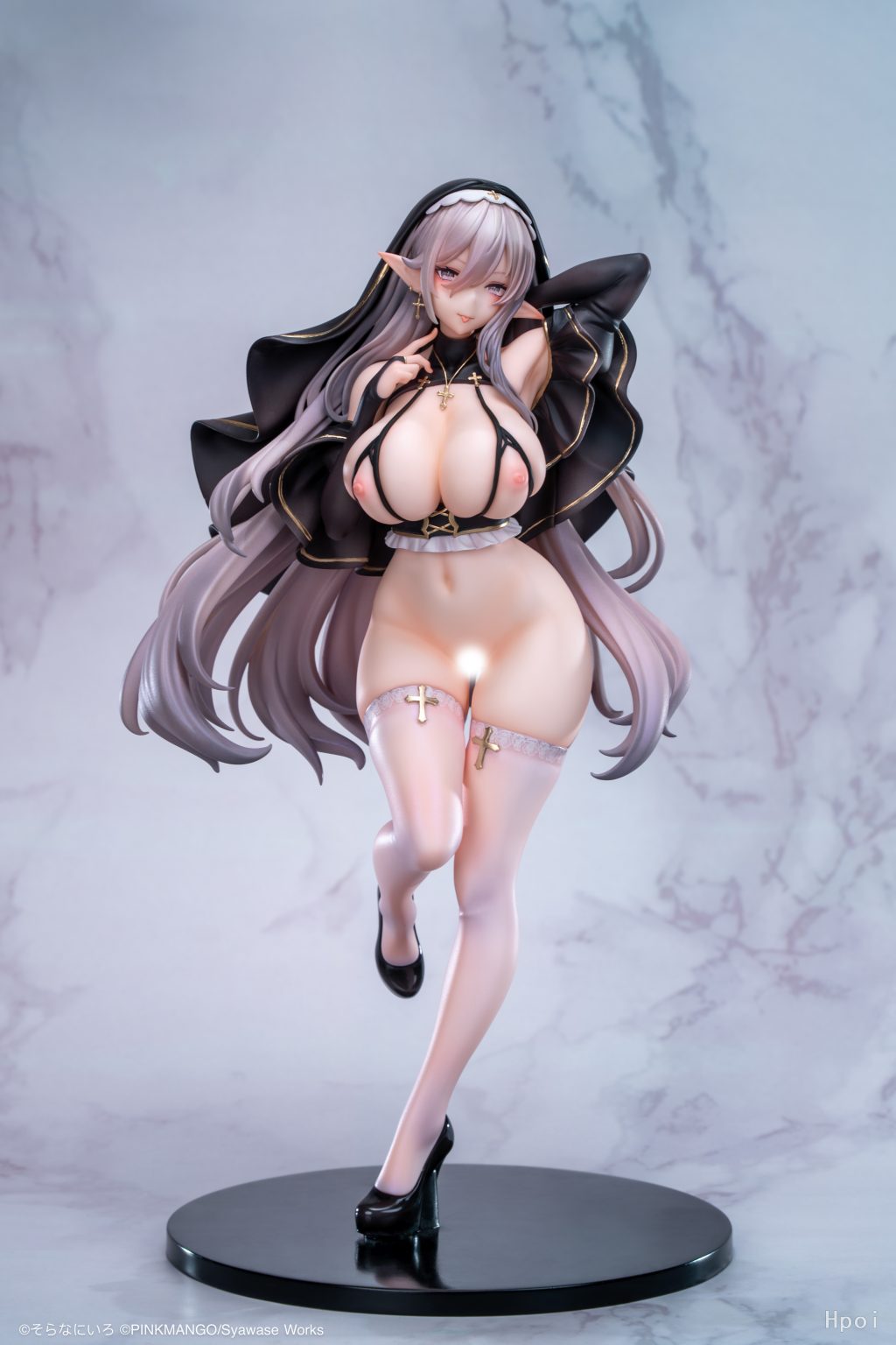 Sister Elf illustrated by Sorananiiro