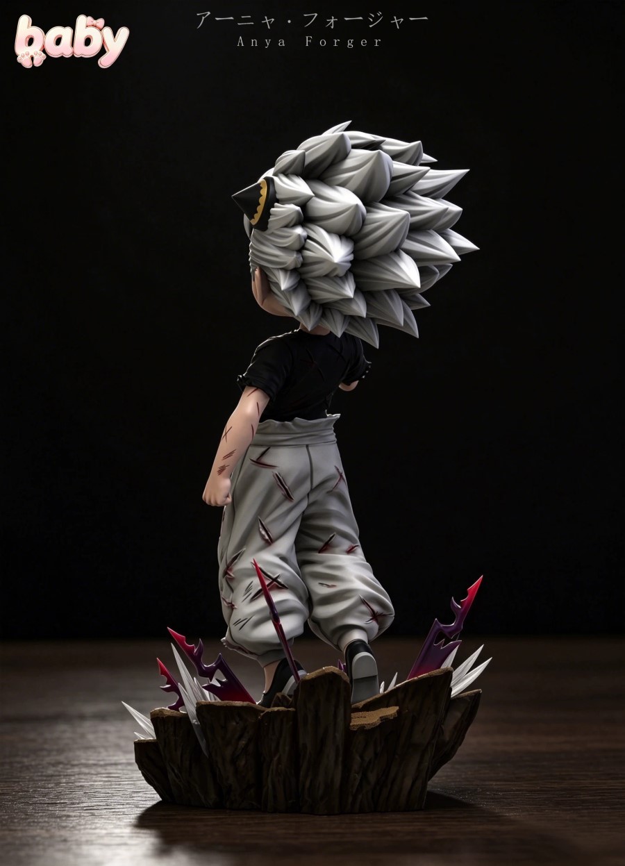 Anya COS Frieren and Gojo
