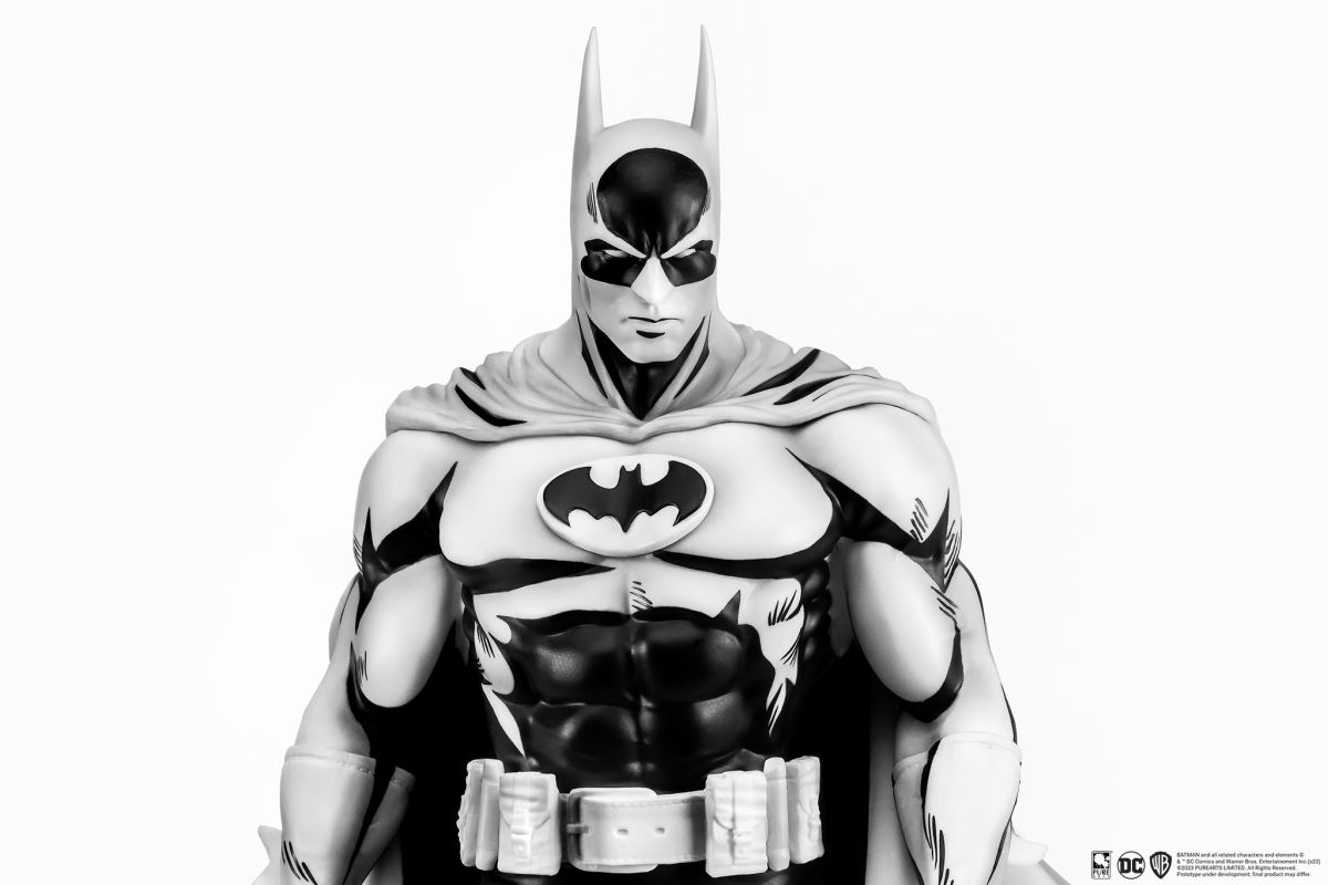Batman Black & White Version (PX Exclusive)