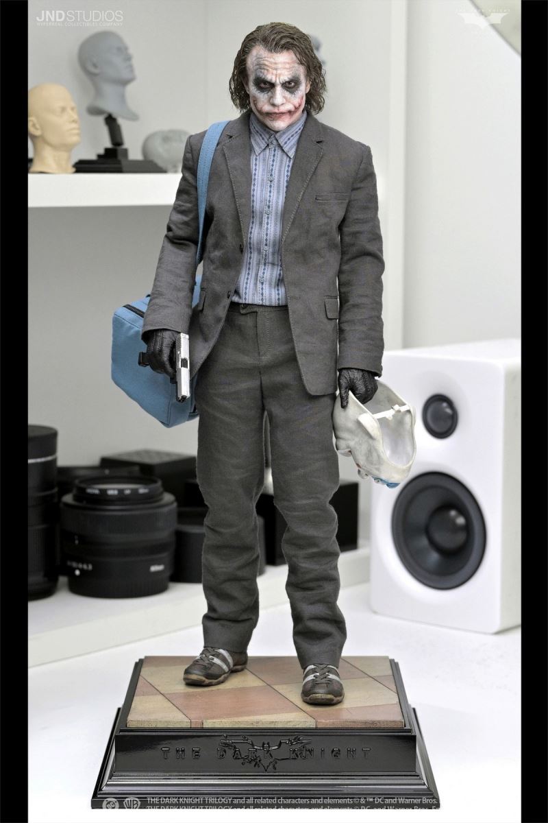 Batman: The Dark Knight - Joker (Bank Robber Edition) 1/6