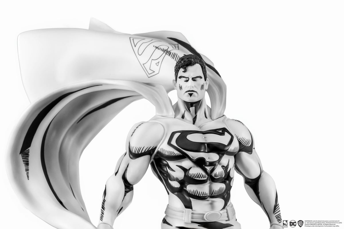 Superman Black & White Version (PX Exclusive)